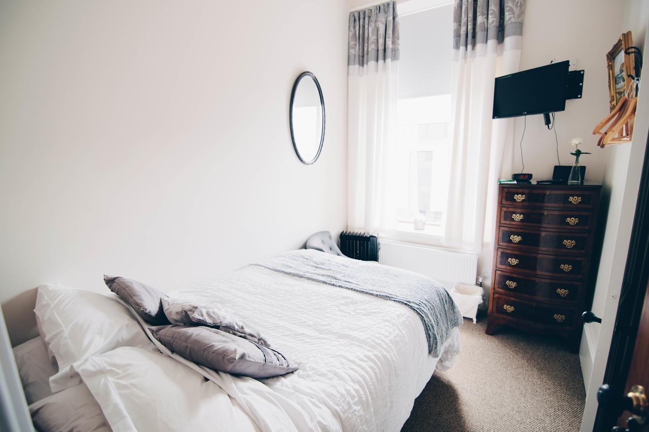 Antrim House Guest Rooms & Suites (Adults Only) Portrush Dış mekan fotoğraf